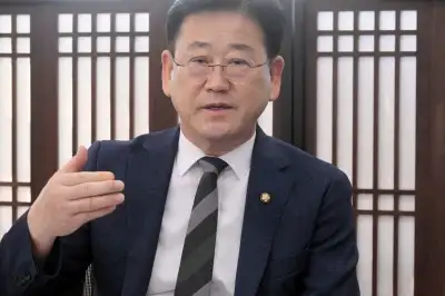 thumbnail - 김정호 기노위원장 “재생에너지로 메가프로젝트 전력 공급”