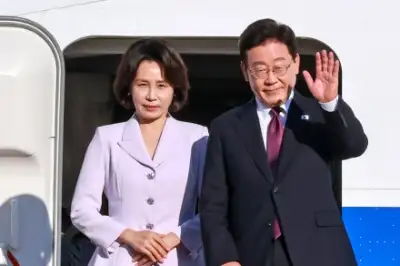 thumbnail - ‘멕시코 국빈 방문 출국’ 이 대통령 부부