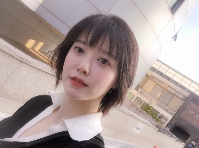 구혜선, 직접 자른 머리라고?…“손재주 장난 아니네”