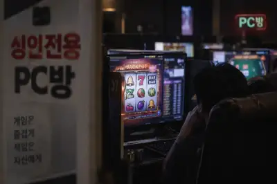 thumbnail - 고스톱 치던 추석은 옛말…PC방·스마트폰 타고 일상 파고든 도박