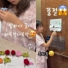 “1시간 만에 다 뜯어갔다”…초 6학년생이 엘리베이터에 붙인 ‘이것’, 이웃들 마음 녹였다