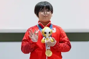 thumbnail - 11세 최연소 금메달리스트