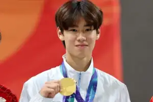 thumbnail - 17세 금메달리스트 강준이