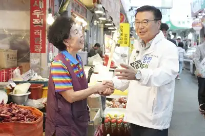 thumbnail - 중랑구 ‘알뜰살뜰’ 전통시장 챙기기 [현장 행정]
