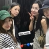 ‘컴백 예고’ 핑클, 완전체로 떴다…깜짝 근