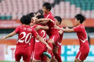 thumbnail - 中 꺾은 北여자축구, 12년 만에 金 도전