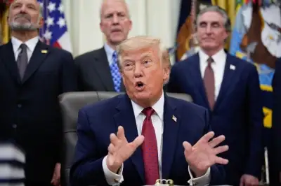 thumbnail - 韓대미투자 발표하며 공화 후보 띄우기…트럼프의 ‘노골적 관권선거’
