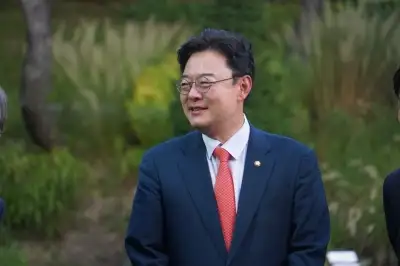 thumbnail - ‘젊은 3선’ 김성원, 이번엔 ‘알래스카 500억불’ 정국 정조준[주간 여의도 Who?]