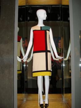 이브생 로랑 작품