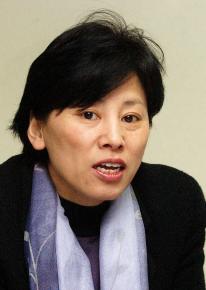 남윤인순 여성단체연합 대표