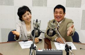 라디오 DJ로 돌아온 정한용(오른쪽)과 왕영은