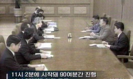 김정일 북한 국방위원장과 고이즈미 준이치…