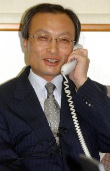 8일 새 총리 후보로 지명된 열린우리당 이해…