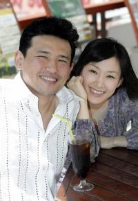 뮤지컬배우 김미혜와 황정민(왼쪽)