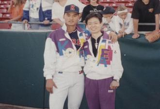 방콕 아시안게임을 앞두고 박찬호 선수와 함께.