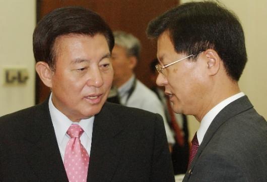 8일 국회에서 열린 2003년세입세출결산을 다…