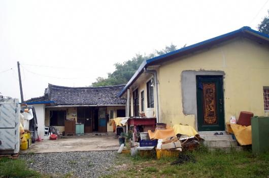 오영수가 낙향해 머물렀던 울주군 웅촌면 농…