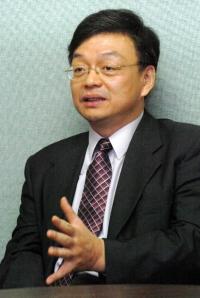 홍윤기 동국대 철학과 교수