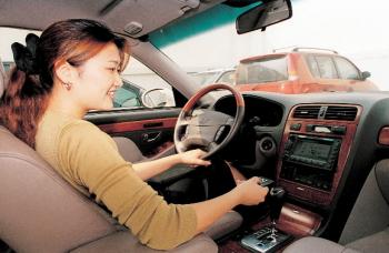 차량 이용자가 LG텔레콤이 서비스 중인 텔레…