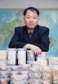 두번 잠근다는 뜻의 ‘락앤락’으로 국내 밀…