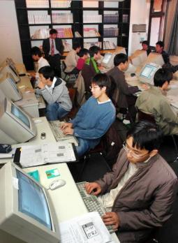 서울과학고 2학년 학생들이 컴퓨터 실습시간…