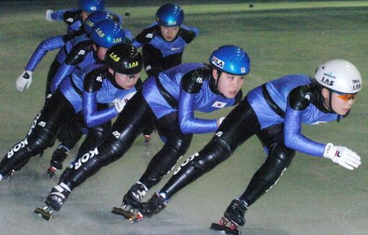 구타 파문과 선수들의 집단이탈로 코치진이…