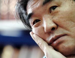   “쉬운 언어형식의 짧은 잠언시를 쓰겠다…