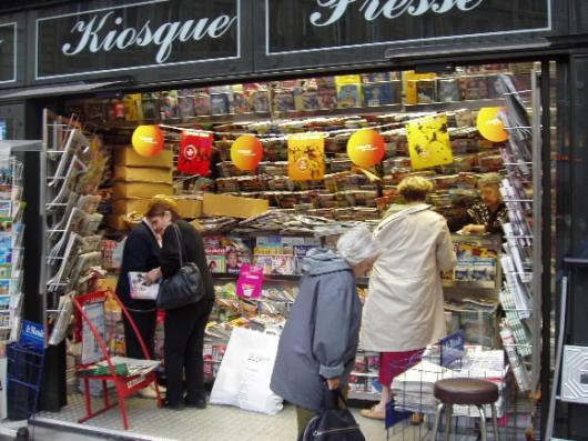 최대 위기에 봉착해 있는 프랑스 신문업계의 현주소를 반영하듯 파리 시내의 신문가판대에 젊은층 독자는 없고 중장년층만 보인다. 파리 함혜리특파원