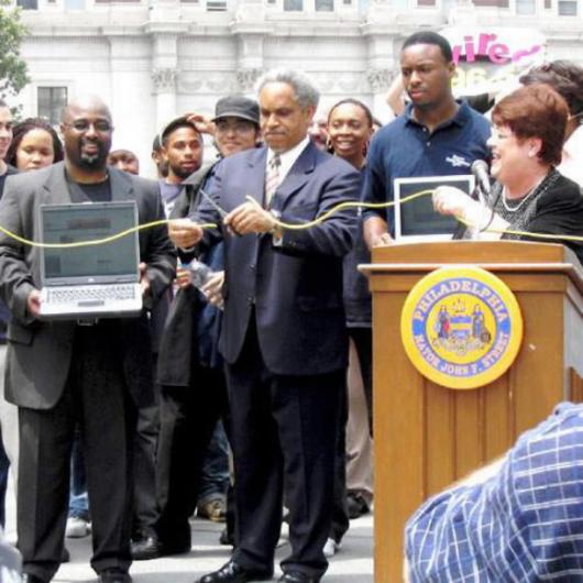 지난 6월15일 필라델피아시 러브파크에서 열…