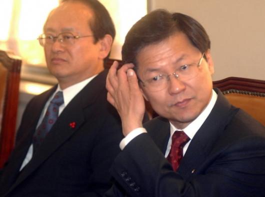 17일 우리당의장실에서 열린 기획자문 연석…