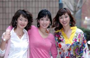 탤런트 변정수(사진 오른쪽)씨.‘한 집에 호…