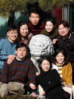 서울 용산구 남영동 해태제과 본사 건물앞에…