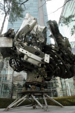 서울 테헤란로 포스코센터 앞에 자리잡은 미…