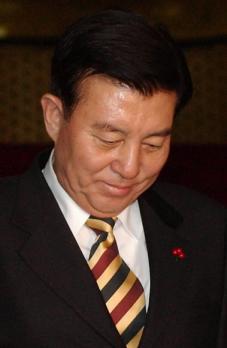 김덕룡 의원