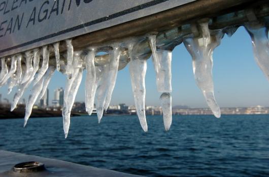 전국에 한파가 몰아친 9일 서울 잠실에서 여…