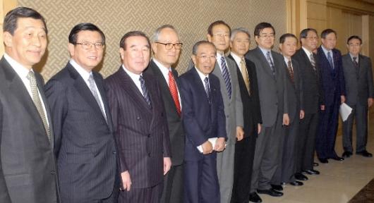 전경련 회장단은 13일 서울 여의도 전경련회…