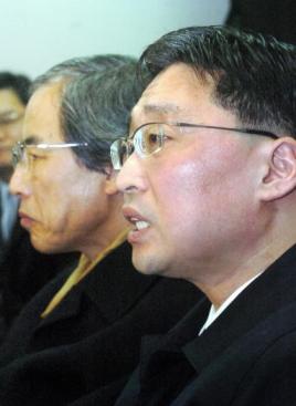 고 최종길 서울대 교수의 아들 최광준(오른…