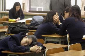 우리나라 청소년들의 수면 부족이 건강을 심…