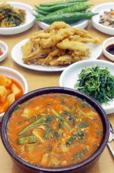   무주에서 맛보는 어죽
