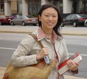 등·하교 시간에 법률 서적을 오디오북으로…