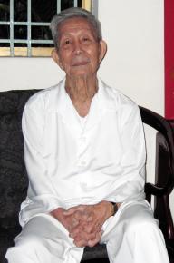 남베트남혁명위원장 출신 쩐반이유.