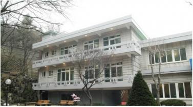 고 최종건 SK 회장이 집터가 좋지 않다는 주변의 만류