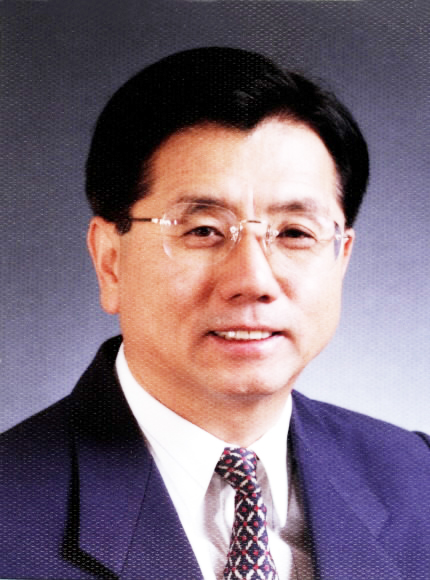 이상만 중앙대 교수·경제학박사