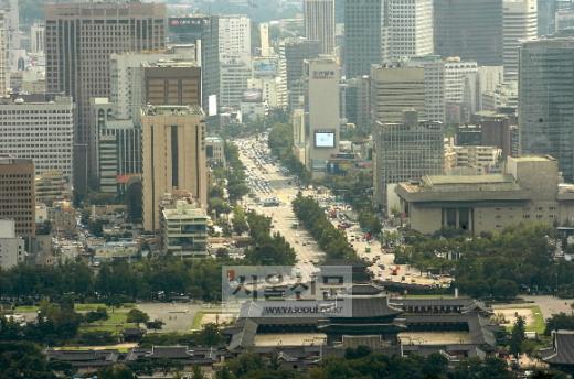 베일 벗는 숙·정·문