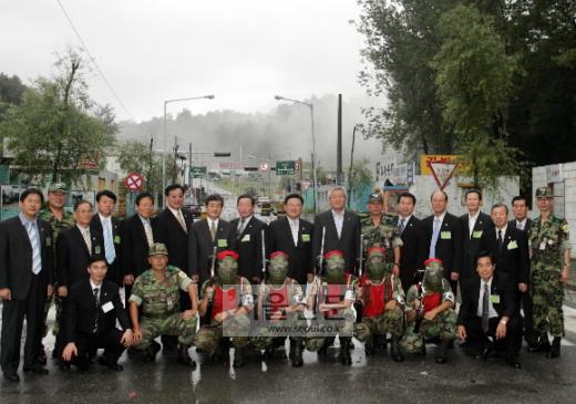 [의정 포커스] 온·오프라인 통해 주민 곁으로
