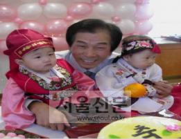 [우리들의 앨범] 애독자 2명 뽑아 ‘선물’ 드립니다