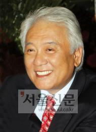 與 새 원내대표 김한길의원