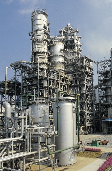 하루 9만배럴을 생산할 수 있는 GS칼텍스의 제1 중질유분해시설 전경.