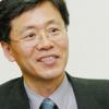 “외국대학 교재될 작품 골라 번역사업 집중 지원해야죠”
