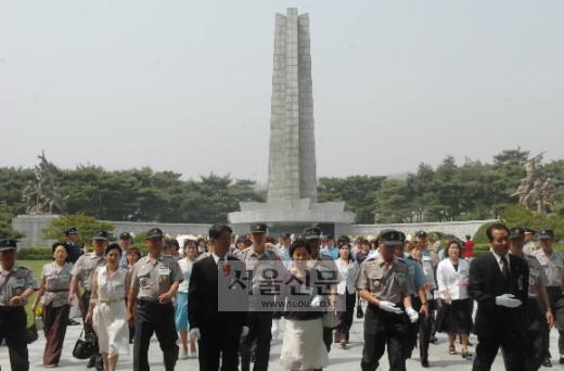 신뢰받는 軍, 그대들 있음에…